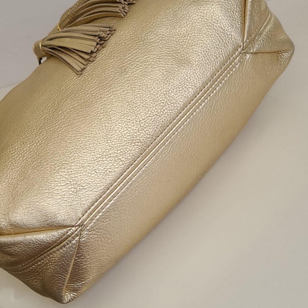 Michael Kors Tote Bag - Picture 11 of 17